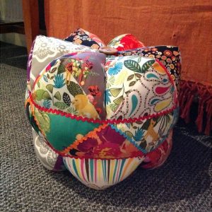 Sew an Upcycled Patchwork 'Woodgie' Cushion