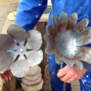 Blacksmithing - Sculptural Flowers for the Garden