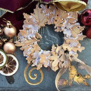 Ceramics - Festive Wreath Decorations