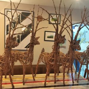 Willow Sculpture - Festive Reindeer
