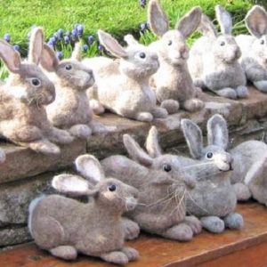 Make Beautiful Easter Bunnies in Needlefelt