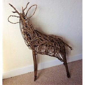 Willow Sculpture - Festive Reindeer