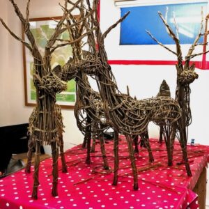 Willow Sculpture - Festive Reindeer