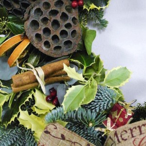 Traditional Christmas Wreaths plus Lunch!